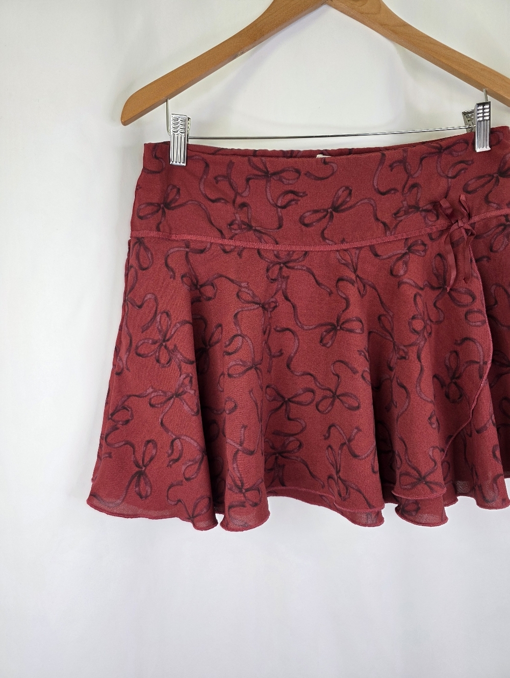 Aeropostale MEDMini Skirt Skort Burgundy Bow Print Coquette Dark Moody Preppy - Picture 4 of 16